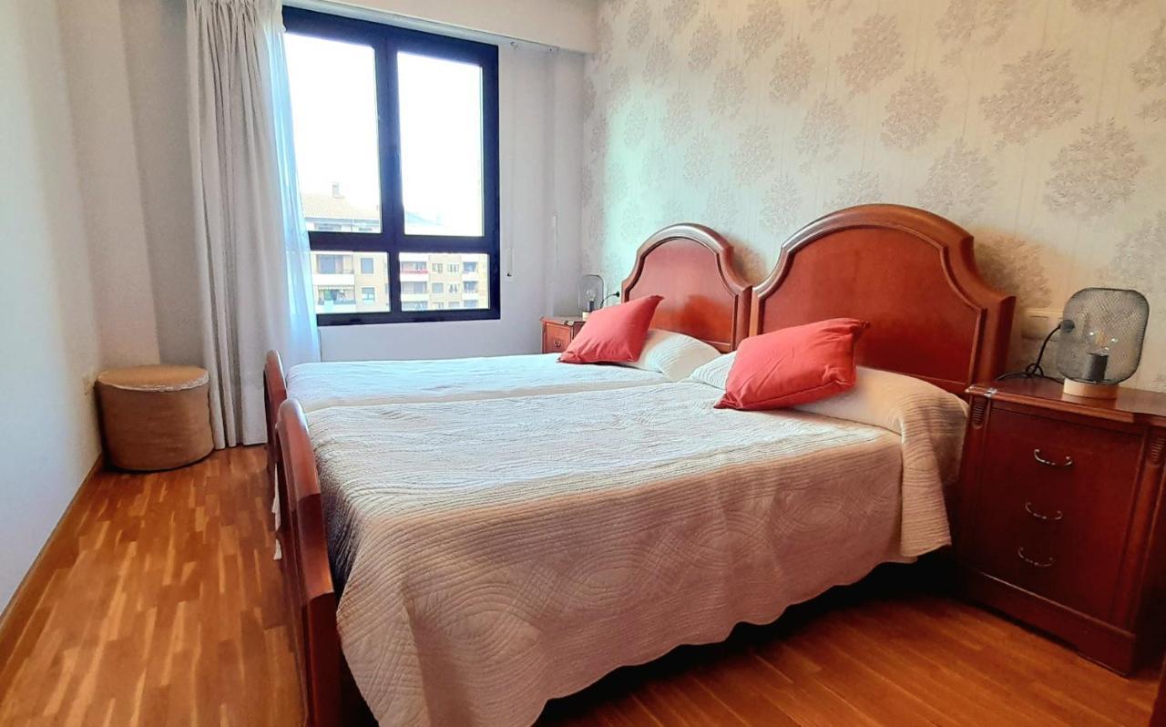 Zuberoa- Vistas, Terraza Y Parking Apartment Zarautz Luaran gambar