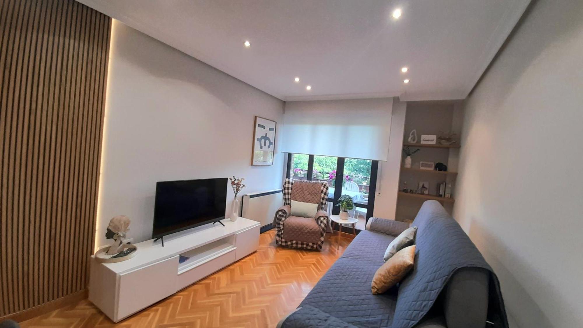 Zuberoa- Vistas, Terraza Y Parking Apartment Zarautz Luaran gambar